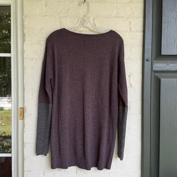 Athleta Nopa Grape/Gray Merino Wool Scoop Neck Sweater Size Small - Picture 8 of 12